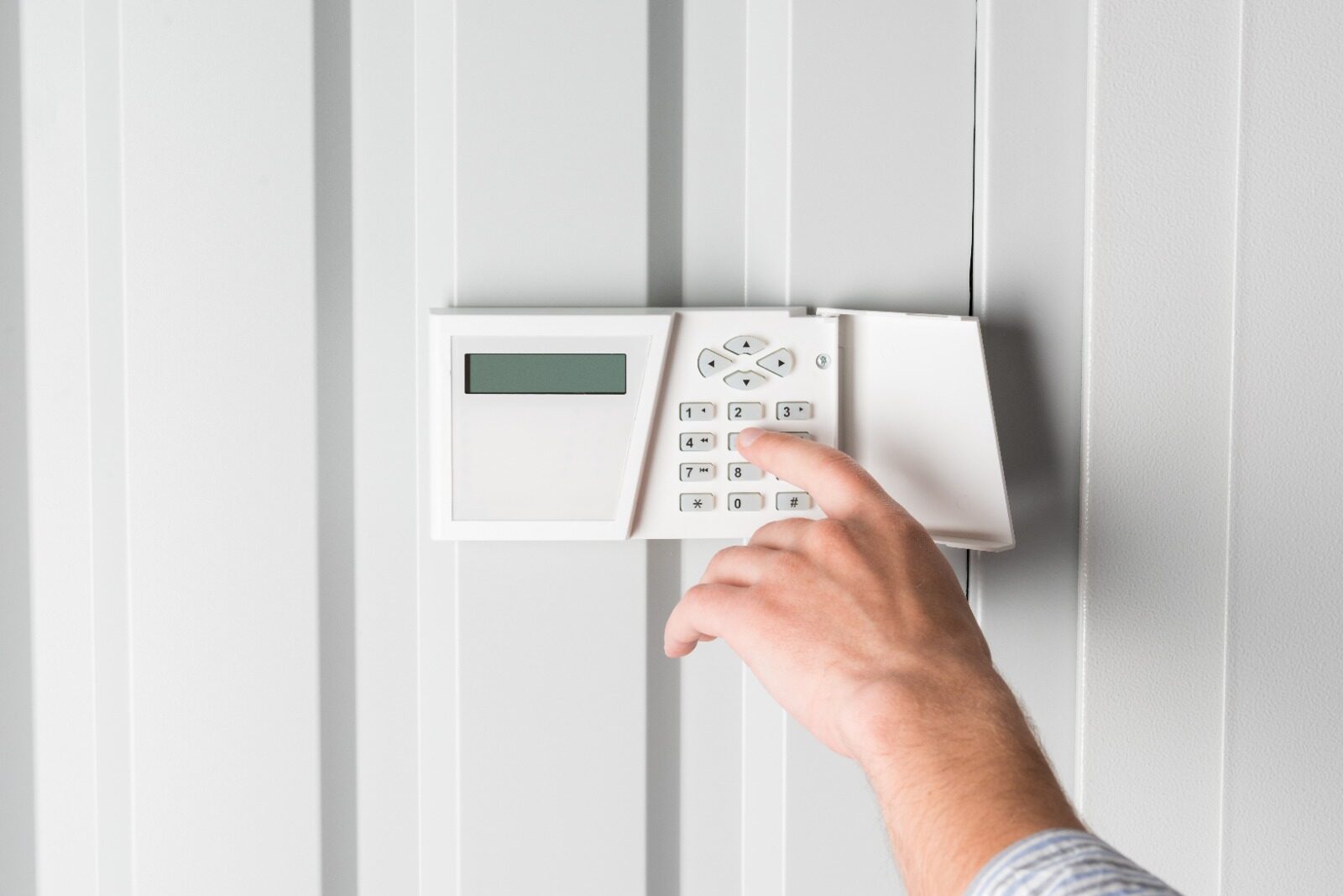 Intrusion Alarm Systems for Commercial Spaces